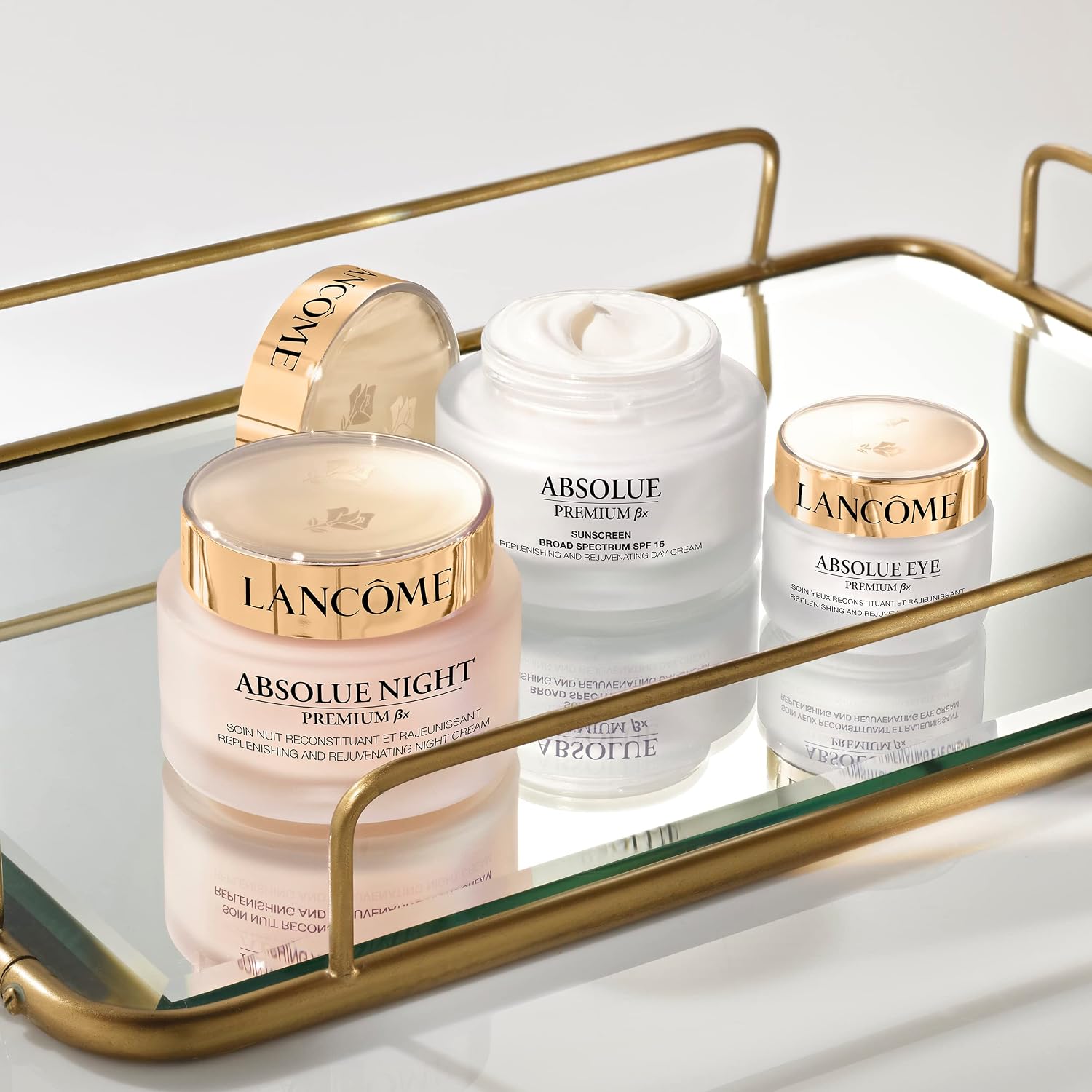 Premium day cream with SPF 15 in luxe packaging, hydrating facial moisturizer for mature skin — view 4